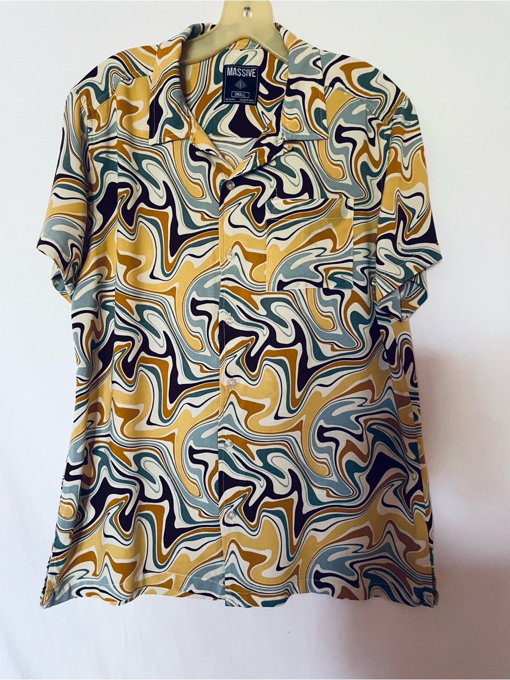 Massive Men's Short-Sleeve Button-Down Shirt in Mustard Swirl